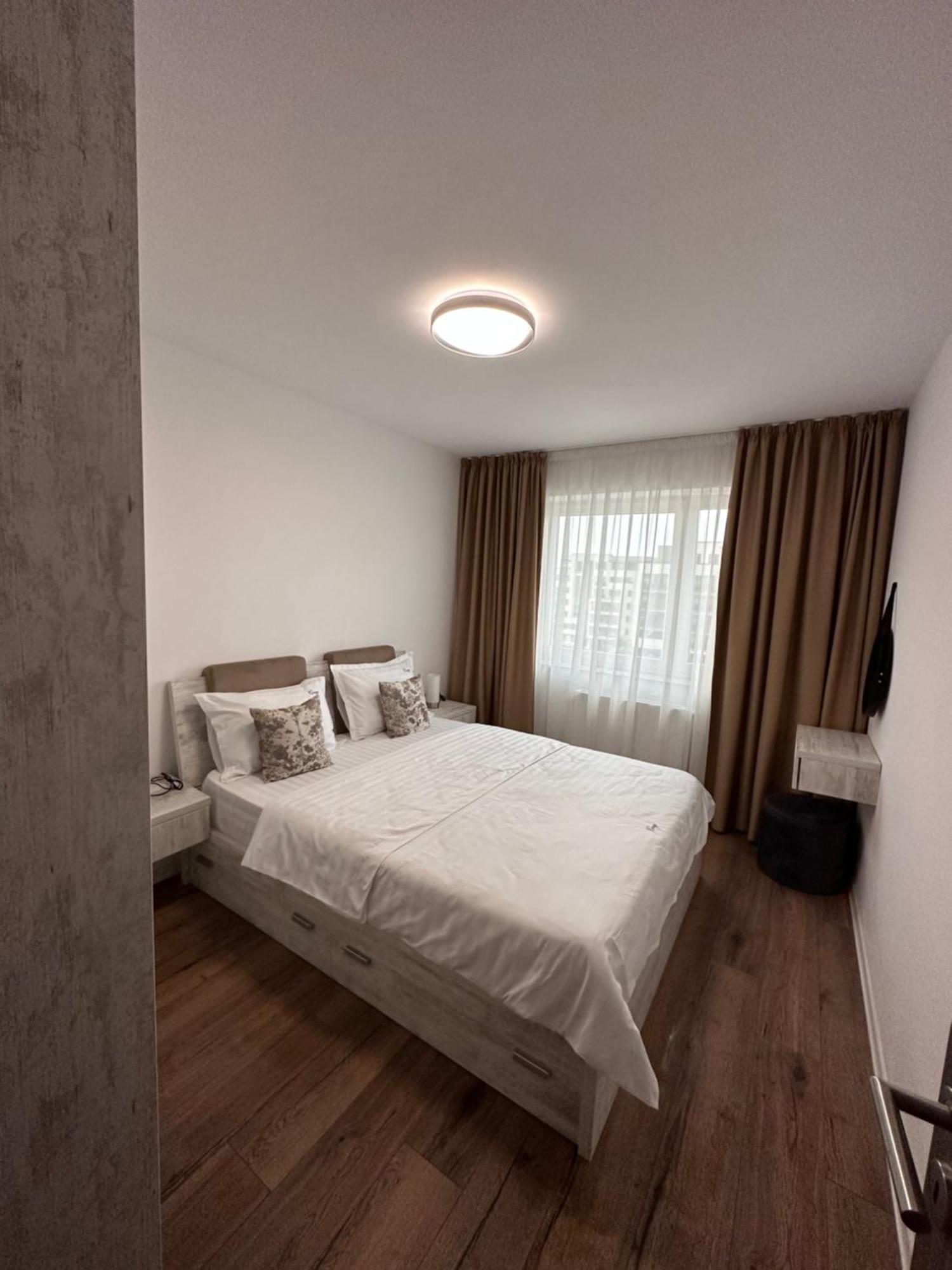 Apartment Coresi Mall Exclusive #collection & Brasov